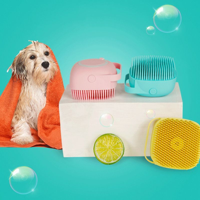 Pet Bath Brush with Shampoo Dispenser – Dogs & Cats